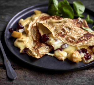 Plat_Herve_crepes-pommes-noisettes-1-680x619©Terres de Fromages