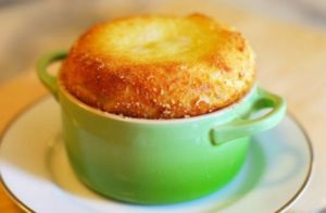 Recette-Entrée_Petit soufflé au Herve ©asbl Fromage de Herve